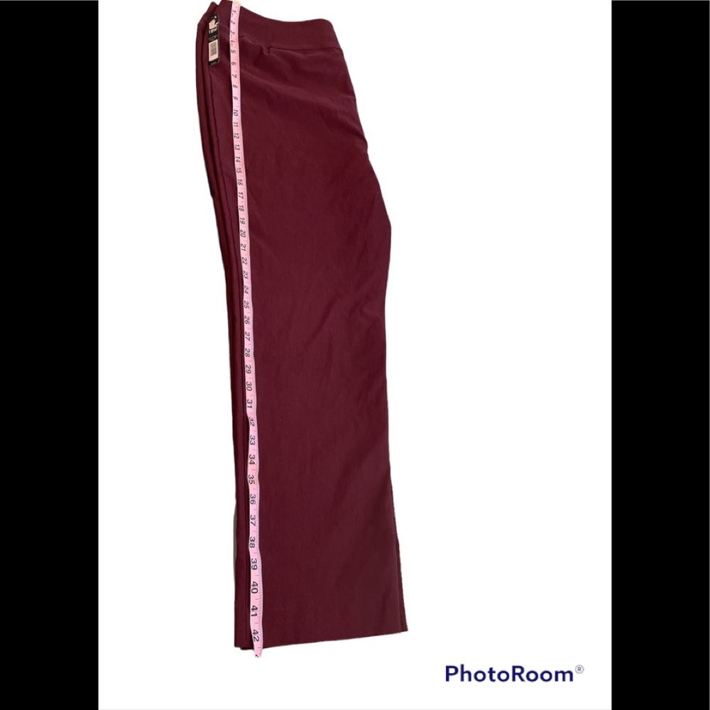Nic+Zoe Purple-ish Port Burgundy Leggings Stretch straight leg pants NWT 18W - Picture 12 of 15